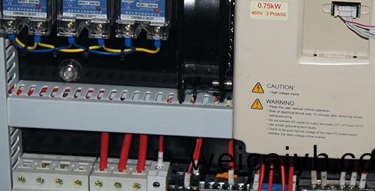 採用進(jin)口電器(qi)元(yuan)件産品功(gong)能(neng)